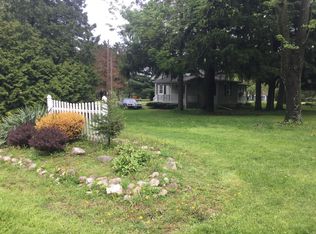 W298S10826 Shady Ln, Mukwonago, WI 53149