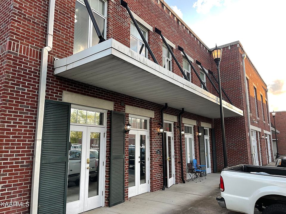 176 Market St, Kingston, TN 37763 Zillow