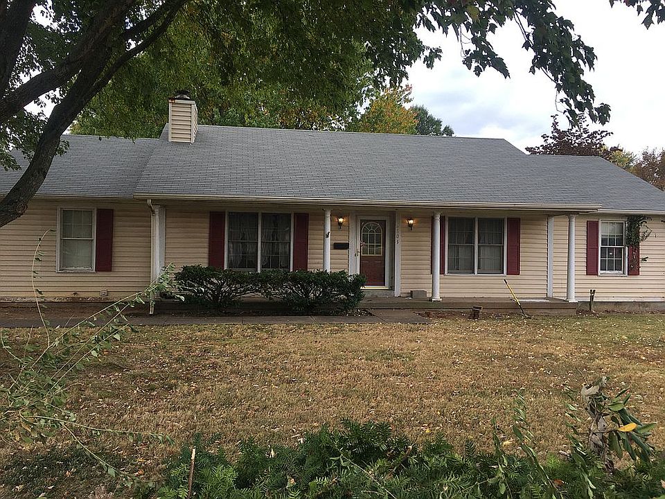 2nd image of 3201 Copperfield Dr