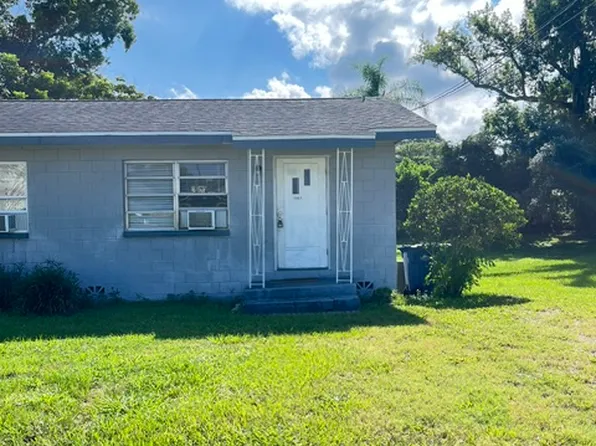 1007 N Alabama Ave, Deland, FL 32724