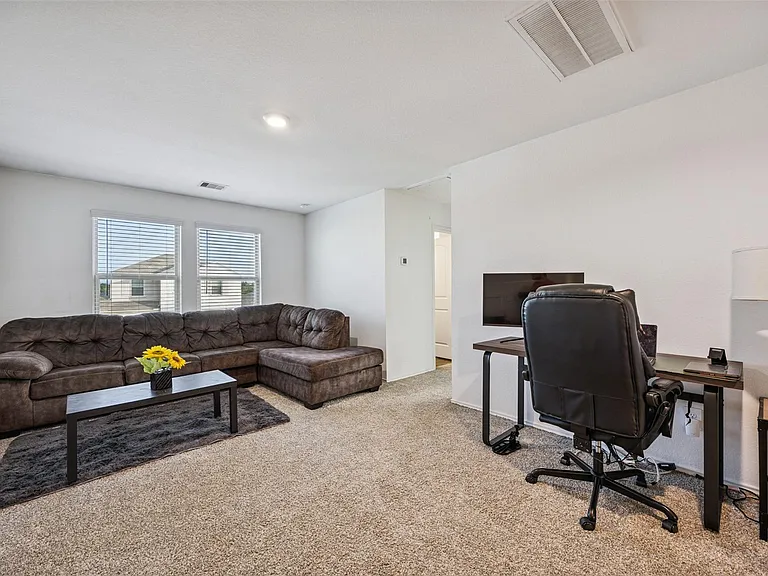 5102 Hedgerose Ln — Photo 21