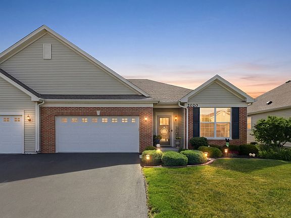 2nd image of 2020 Tremont Ln