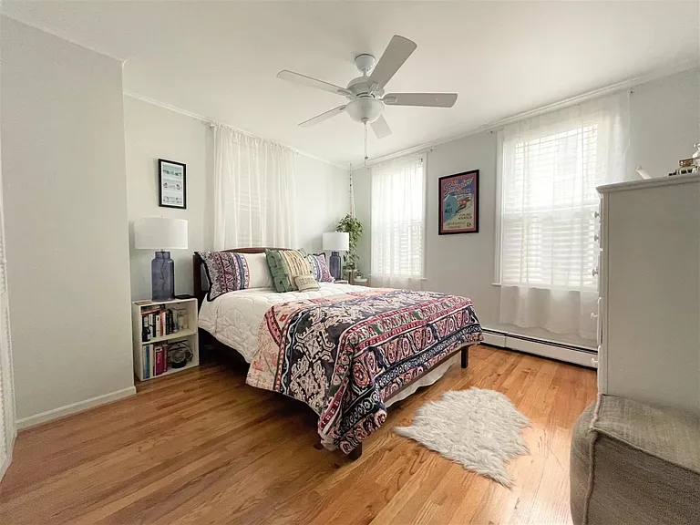 25 Pleasant St #1 — Photo 5