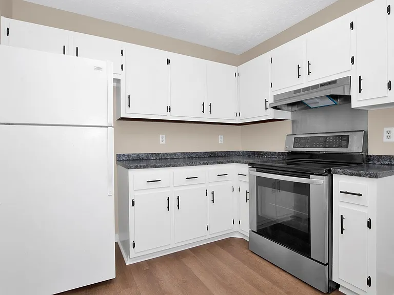 7006 Candlewood Dr — Photo 11