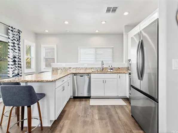 87-1720 Farrington Hwy APT 8, Waianae, HI 96792