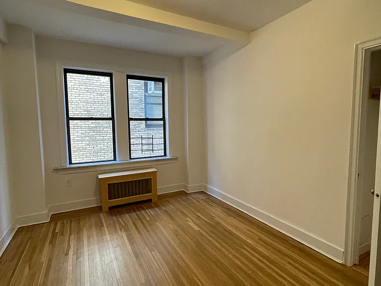 175 W 79th St #11A — Photo 4