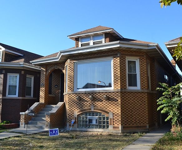 1st image of 5224 W Schubert Ave #1