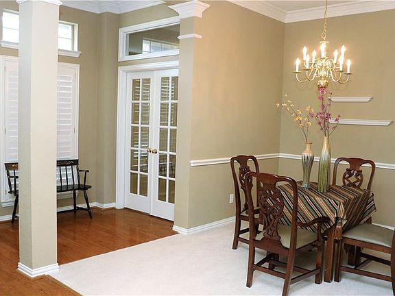 2nd image of 2308 Glenmoor Dr