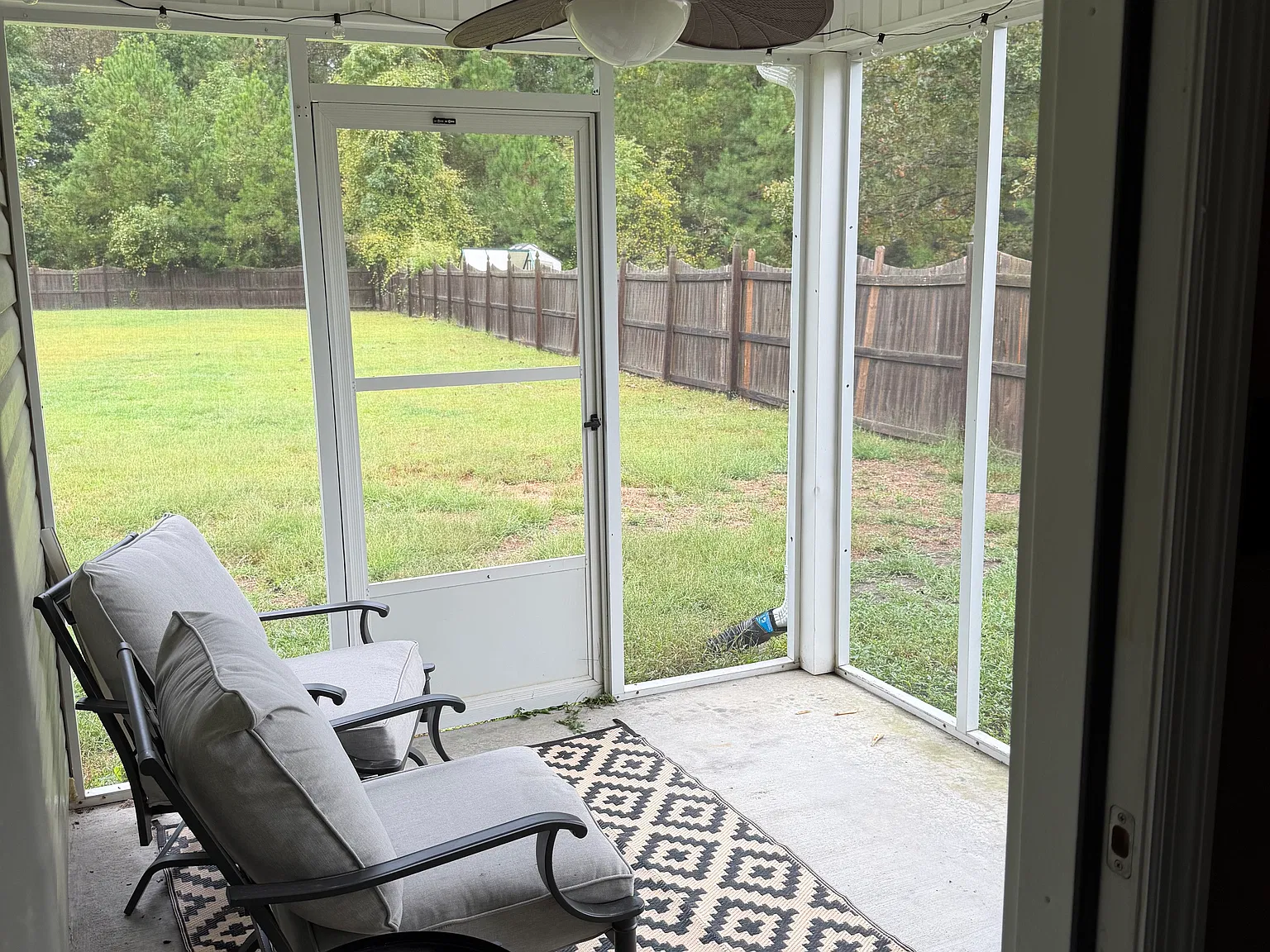 3 bed, 1386 sqft, $1,900 — Photo 3