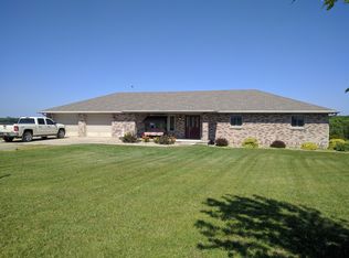47084 SW 89th Rd, Odell, NE 68415