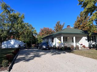 206 S Bond St, Altamont, IL 62411