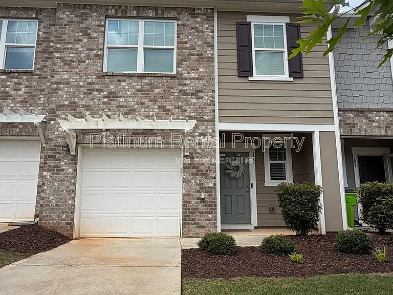 177 Swindon Dr — Photo 1