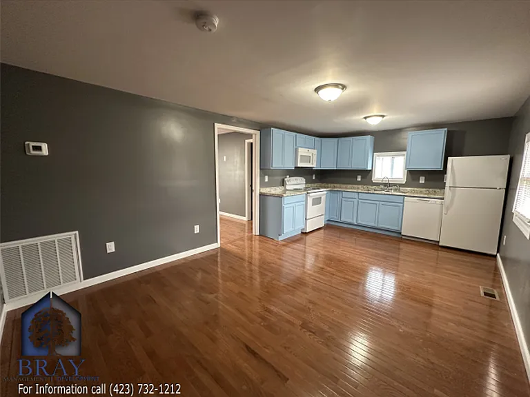 733 E Sullivan St — Photo 3