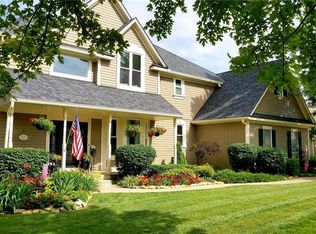 107 Shore Line Dr, Louisburg, KS 66053