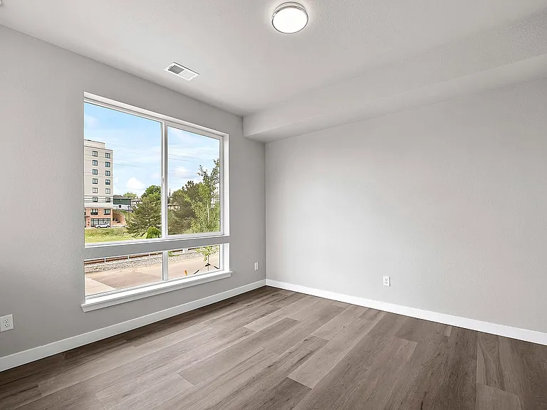 5355 W 12th Ave — Photo 21