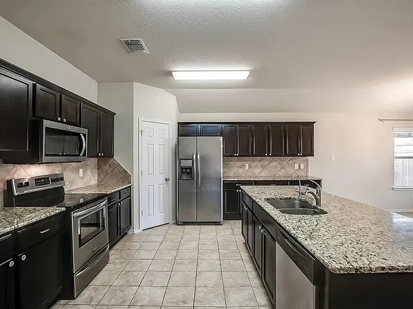 5407 Two Brothers Ln, Killeen, TX 76543