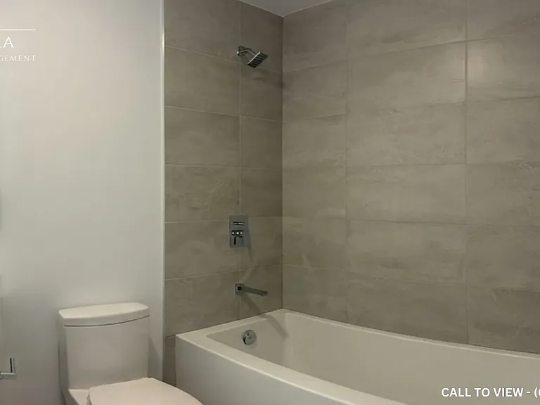 500 Dupont St #606 — Photo 10