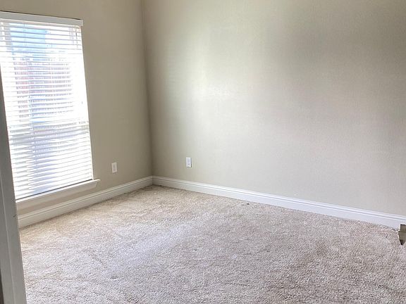 5th image of 3713 Vista Cove Dr