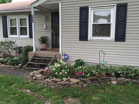 2nd image of 854 Glen Mary Dr