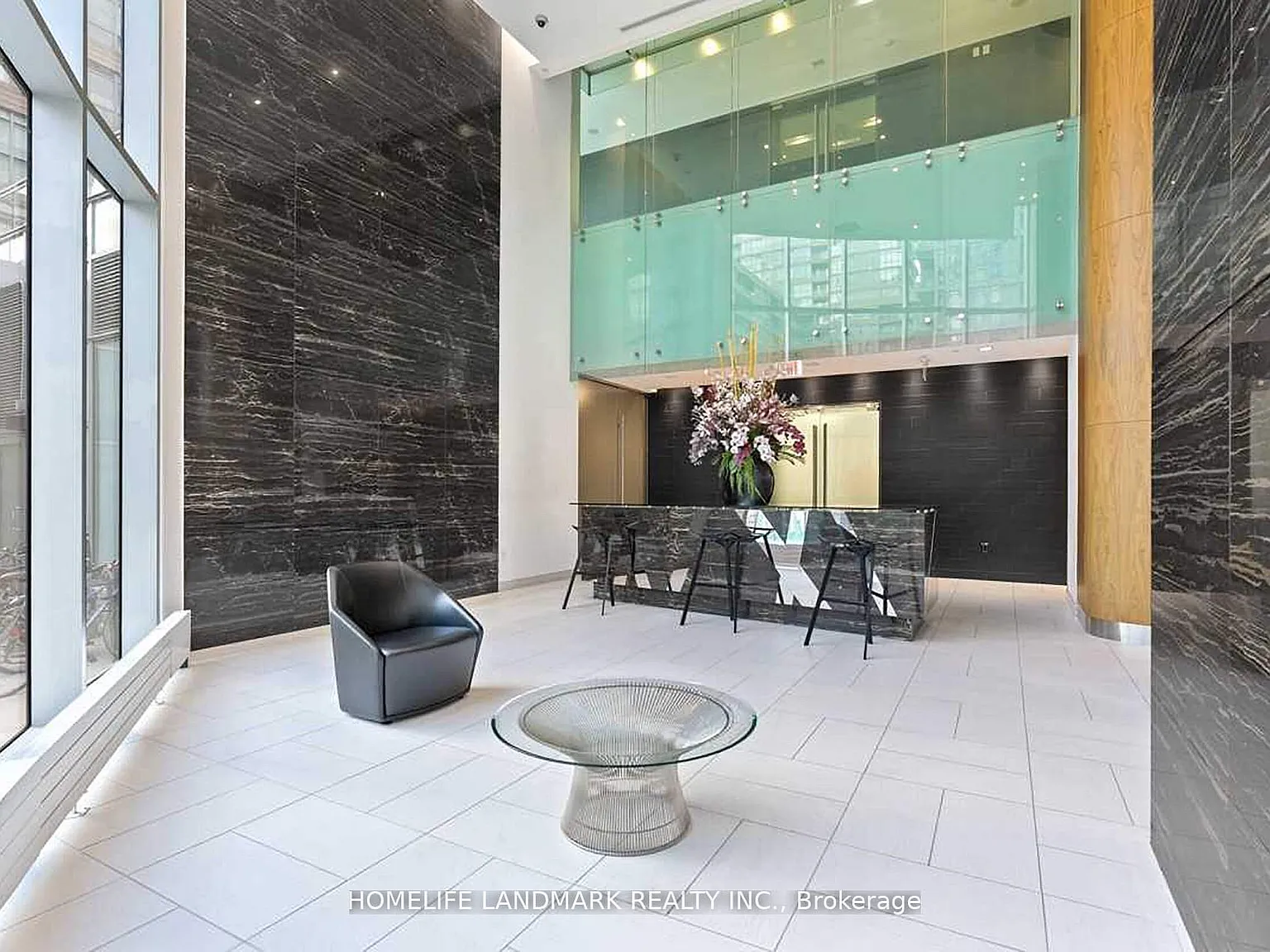 2 bed, $2,350 — Photo 3