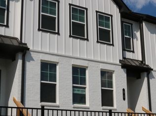 95 Constitution Ave, Pendergrass, GA 30567