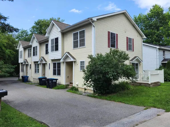 128 S Main St, Saint Albans, VT 05478