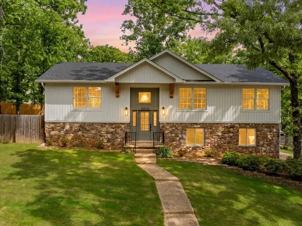 10600 Crestdale Ln, Little Rock, AR 72212