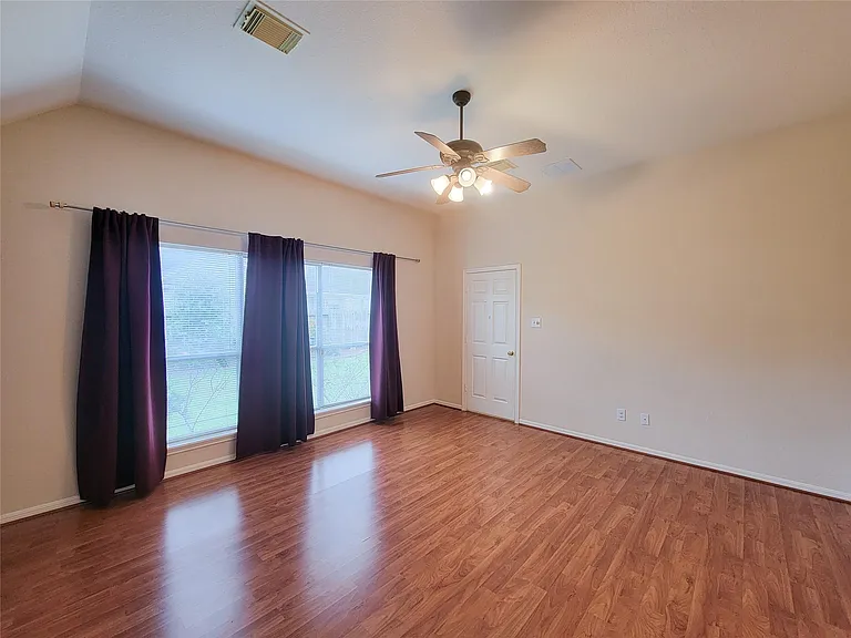 2622 Katie Harbor Dr — Photo 29