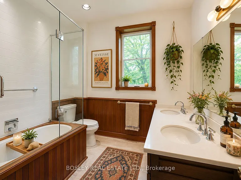 12 Meredith Cres #UPPER — Photo 10