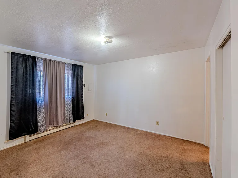 201 Burma Dr NE — Photo 24