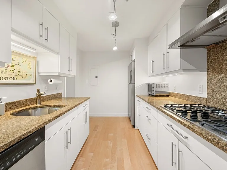 185 Massachusetts Ave #403 — Photo 10