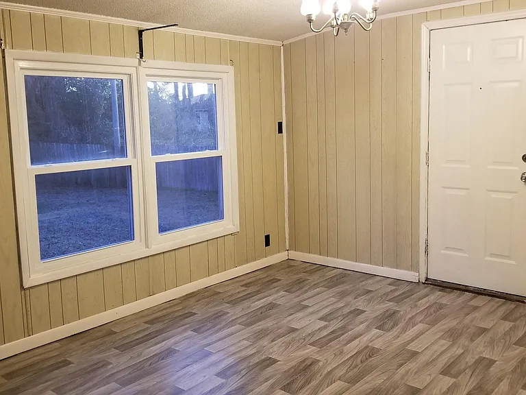 723 New River Dr — Photo 15