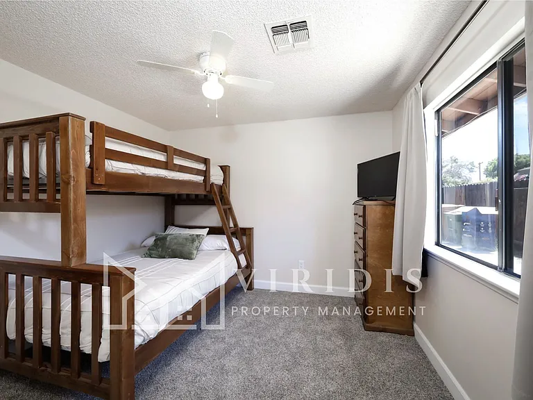 4304 Milo Ave — Photo 9