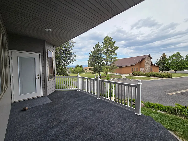 521 Burnham Pl — Photo 20