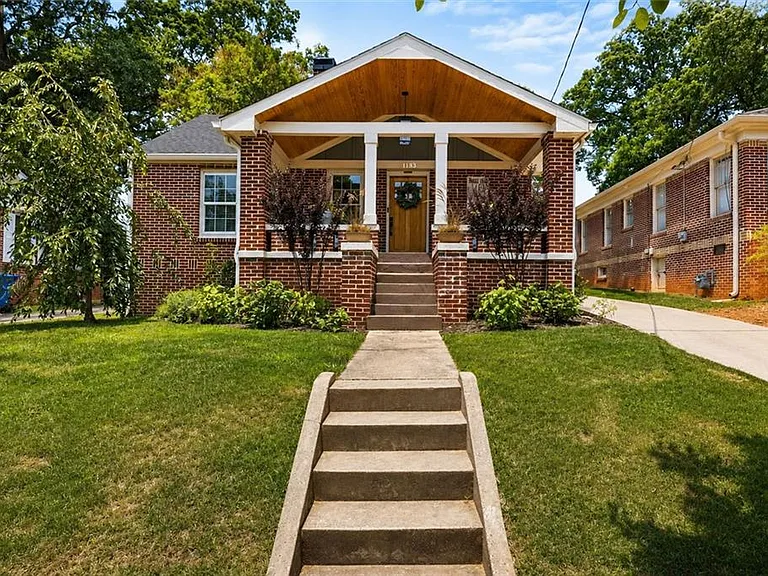1183 Ewing Pl SW — Photo 1