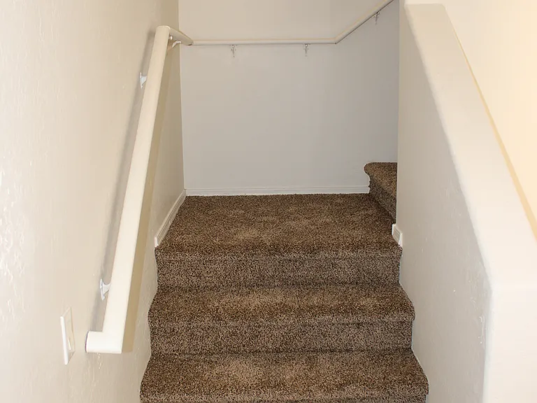 2568 W Tanner Ranch Rd — Photo 12