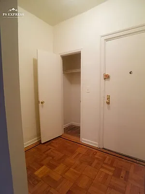 Rented by BRICK & GALO REALTY CORP | media 29