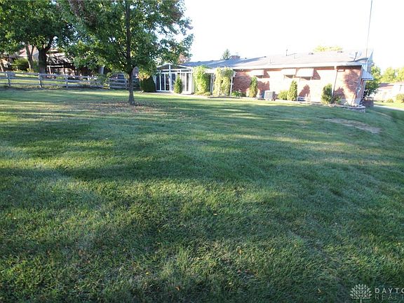 4th image of 1292 Elizabeth Dr