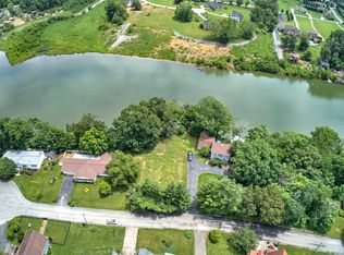 888 Summer Sound Rd, Piney Flats, TN 37686