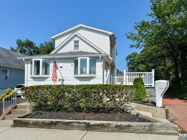 40 3rd Ave, Westwood, NJ 07675