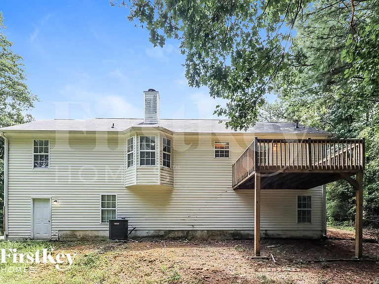 82 Broadlands Dr — Photo 18