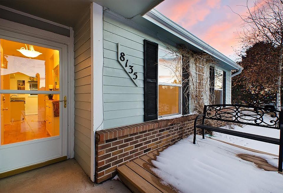 Pristine Rancher w/Front Deck