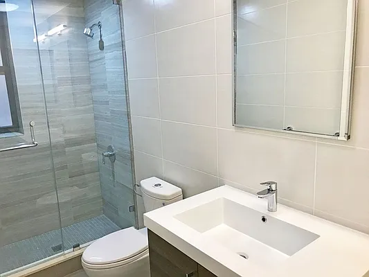 Rented by Stonehenge NYC LLC | media 16