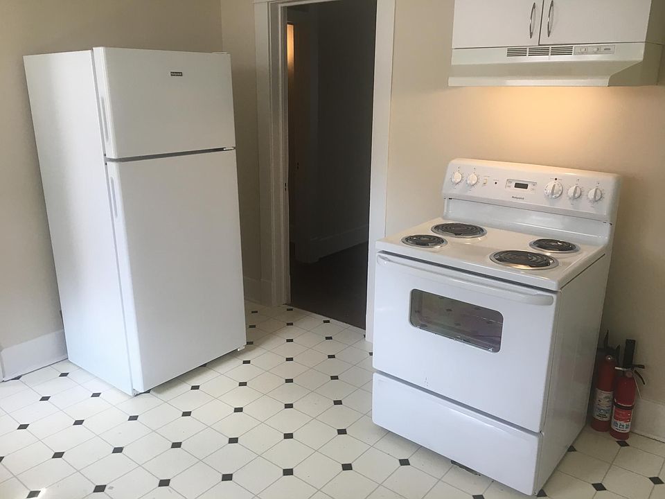 2nd image of 4782 Perkins Rd