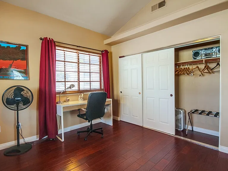 Huge 2nd floor master bedroom with very large closet, desk and chair