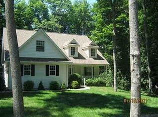 524 Arcadia Dr, Harbor Springs, MI 49740