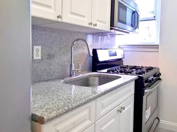 4115 44th St APT 2L