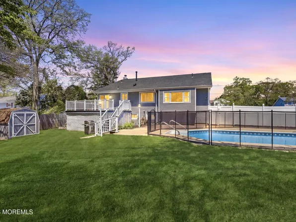 337 Hilltop Road, Toms River, NJ 08753