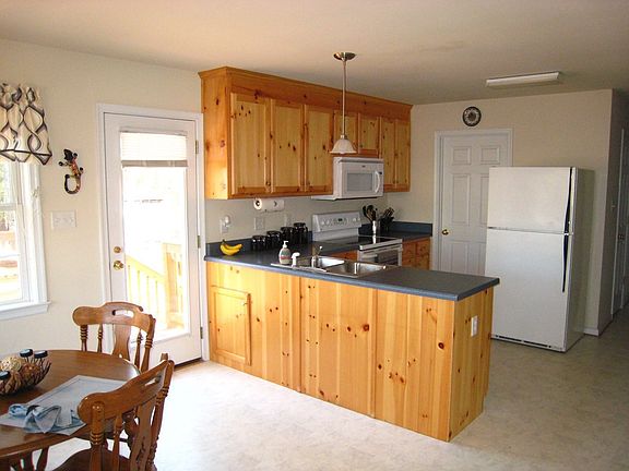 Spacious Kitchen