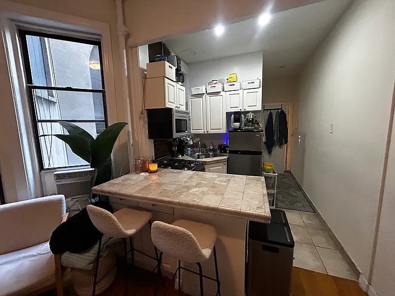 419 W 44th St #2W — Photo 12